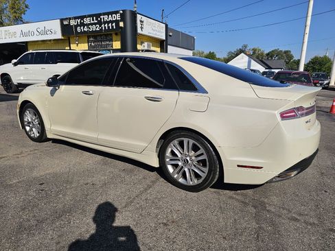 Used 2015 Lincoln MKZ AWD image 9