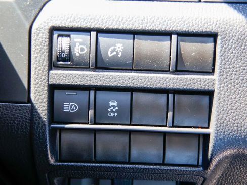 Used 2024 Toyota Tacoma SR image 19