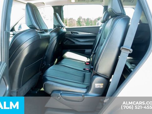 Used 2023 INFINITI QX60 Luxe image 18