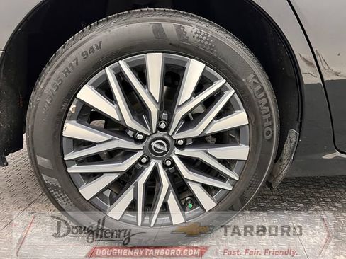 Used 2025 Nissan Altima 2.5 SV FWD image 18