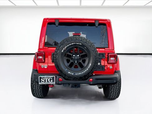 Used 2021 Jeep Wrangler Unlimited Rubicon AWD/4WD image 5