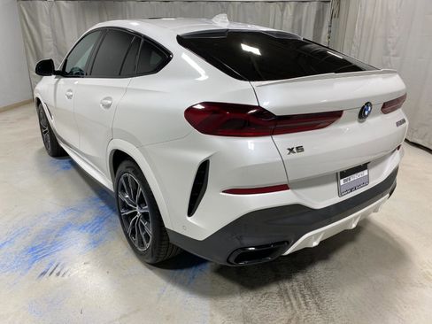 Used 2022 BMW X6 M50i w/ Executive Package image 6