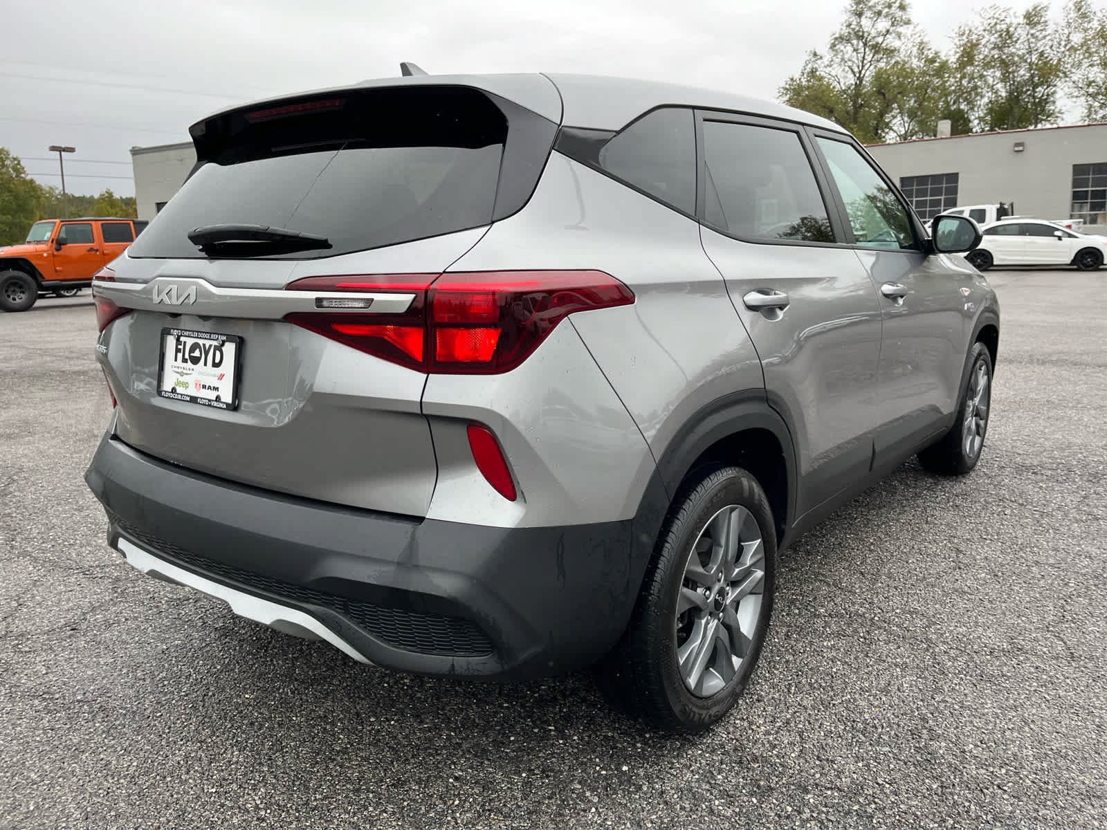 Used 2022 Kia Seltos LX AWD/4WD image 3