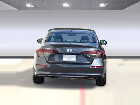 Certified 2025 Honda Civic Sport Touring image 9