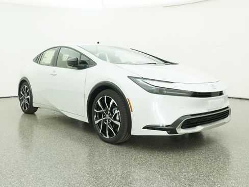 New 2026 Toyota Prius Plug-In Hybrid FWD image 29