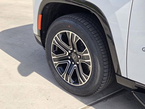 New 2026 Jeep Grand Wagoneer L 4WD image 6