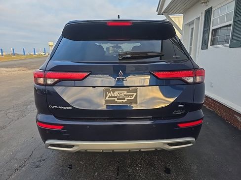 Used 2024 Mitsubishi Outlander SE Black Edition image 7