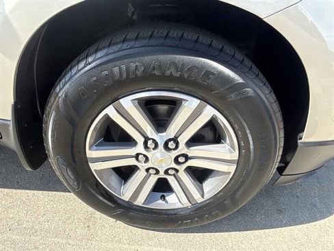 Used 2016 Chevrolet Traverse LT AWD/4WD image 16