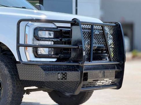 Used 2024 Ford F250 XLT w/ Black Appearance Package AWD/4WD image 9