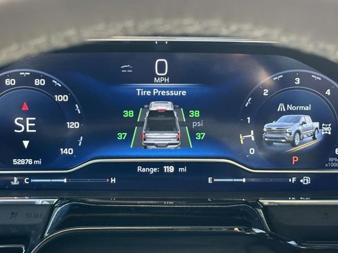 Certified 2024 Chevrolet Silverado 1500 High Country w/ High Country Premium Package image 19