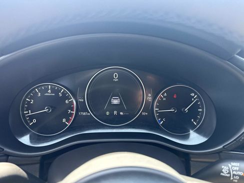 Used 2025 MAZDA MAZDA3 s AWD/4WD image 33