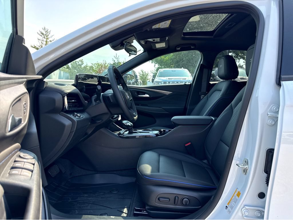 New 2026 Buick Envista Sport Touring w/ Convenience I Package FWD image 8