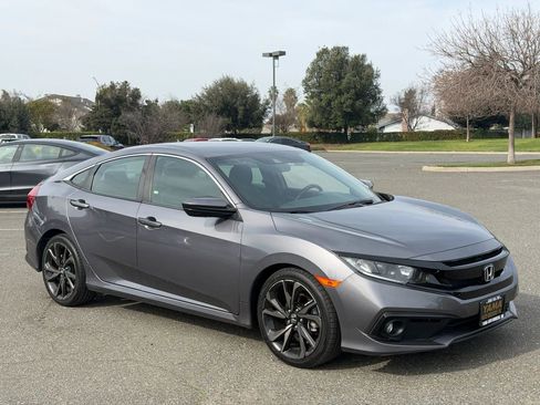 Used 2019 Honda Civic Sport image 7
