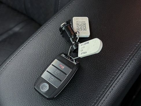 Used 2020 Kia Optima EX image 29