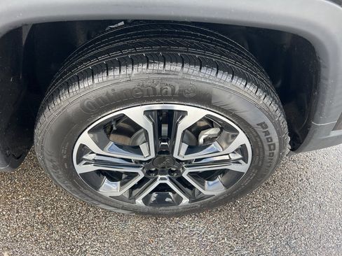 Certified 2024 Jeep Compass Limited image 9