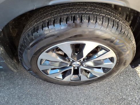 Certified 2024 Subaru Outback Touring XT image 4