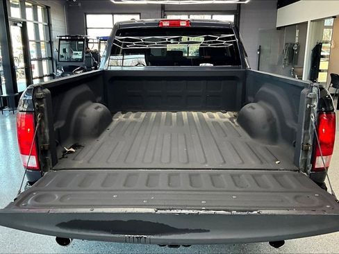 Used 2018 RAM 1500 Tradesman AWD/4WD image 23