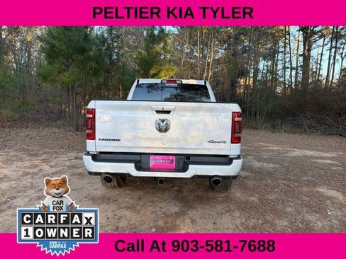 Used 2022 RAM 1500 Laramie w/ Sport Appearance Package image 11