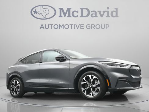 Used 2023 Ford Mustang Mach-E Premium AWD/4WD image 26