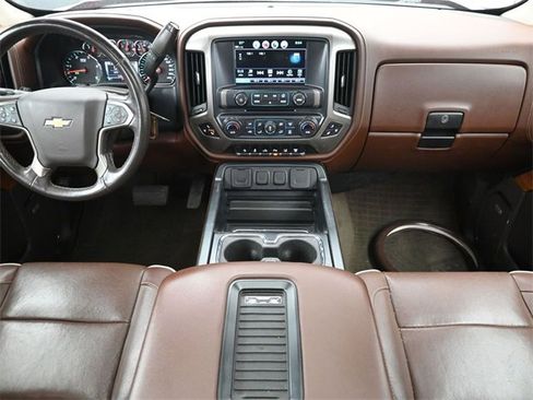 Used 2018 Chevrolet Silverado 2500 High Country w/ Duramax Plus Package image 21