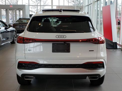 Used 2025 Audi Q5 Premium Plus AWD/4WD image 4