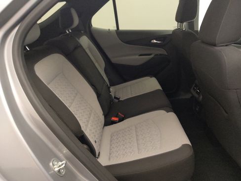 Used 2024 Chevrolet Equinox LS w/ LS Convenience Package FWD image 19