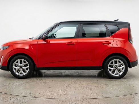 Used 2025 Kia Soul LX w/ LX Technology Package image 5