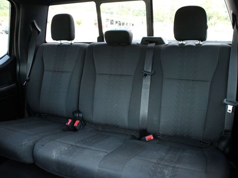 Used 2019 Ford F150 XLT w/ Equipment Group 302A Luxury AWD/4WD image 18