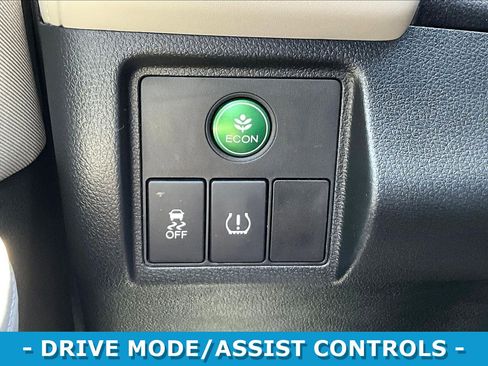 Used 2016 Honda HR-V EX image 36