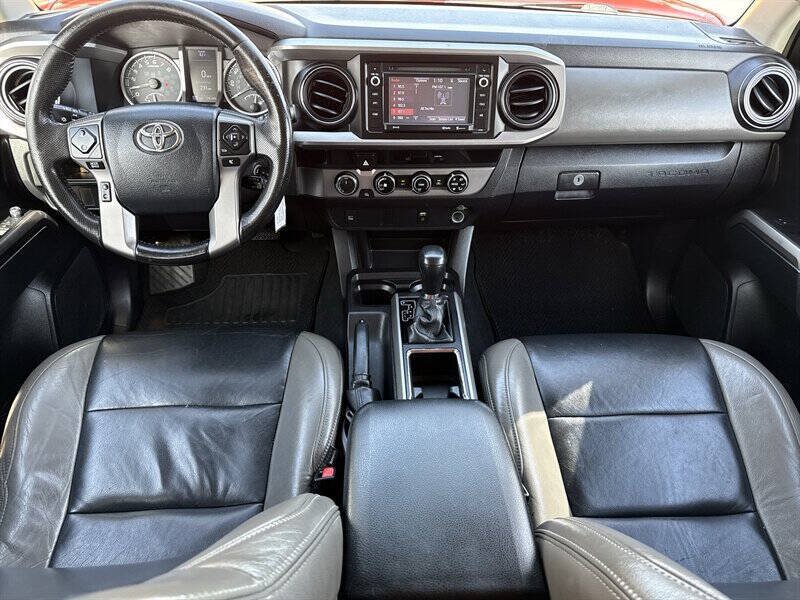 Used 2016 Toyota Tacoma SR5 w/ Towing Package AWD/4WD image 24