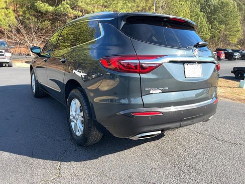 Used 2020 Buick Enclave Essence image 7
