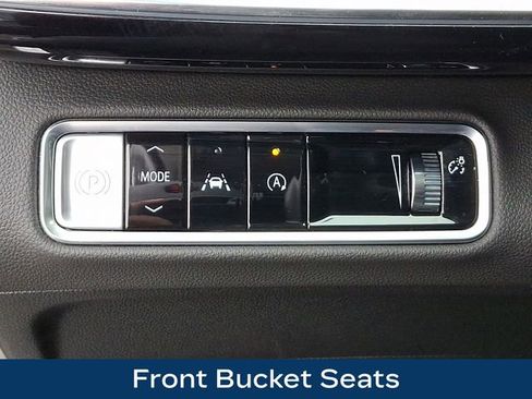 Used 2025 Buick Envision Preferred image 27