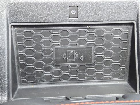 Used 2023 Nissan Frontier PRO-4X w/ Pro-4X Premium Package AWD/4WD image 37