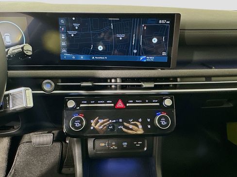 New 2026 Hyundai Tucson Limited image 12