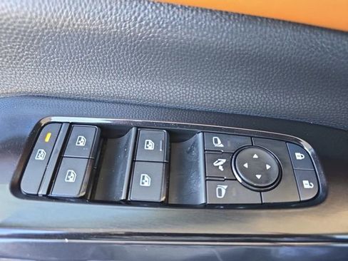 New 2026 Nissan Pathfinder Platinum image 30