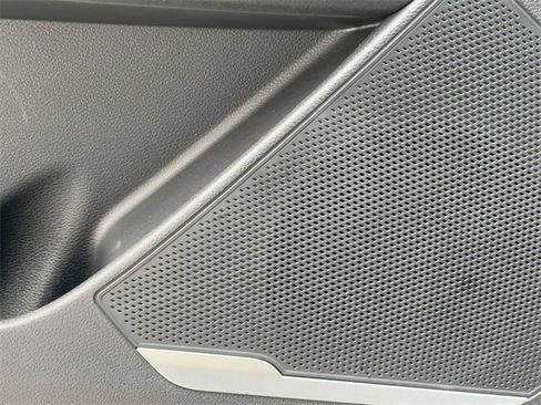 Used 2025 Kia Sportage X-Line w/ Premium Package image 16