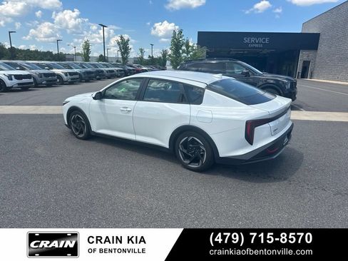 Used 2025 Kia K4 EX FWD image 4