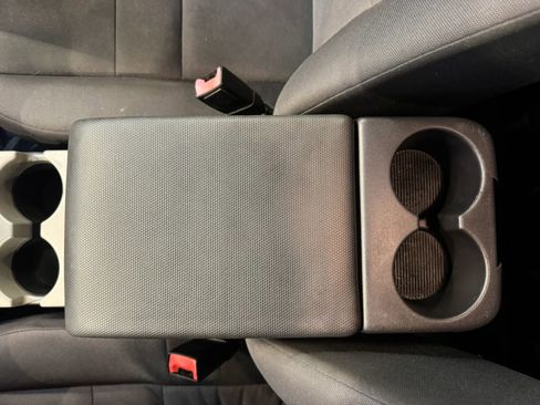 Used 2011 Ford Escape XLT FWD image 17