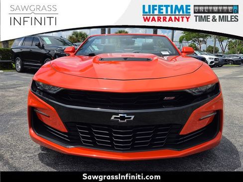 Used 2019 Chevrolet Camaro SS RWD image 7