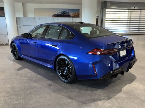 New 2026 BMW M5 w/ Executive Package image 5