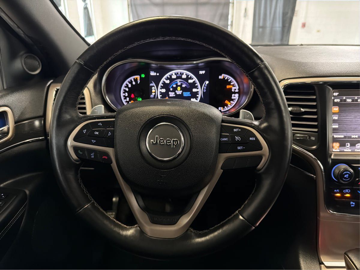 Used 2017 Jeep Grand Cherokee Limited AWD/4WD image 22