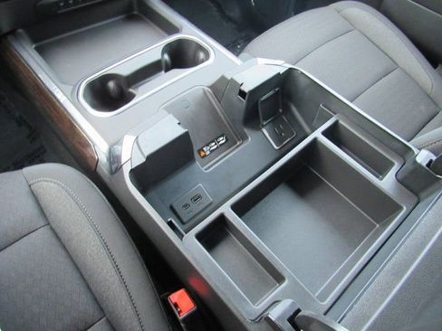 Used 2024 GMC Sierra 2500 SLE w/ SLE Convenience Package image 22