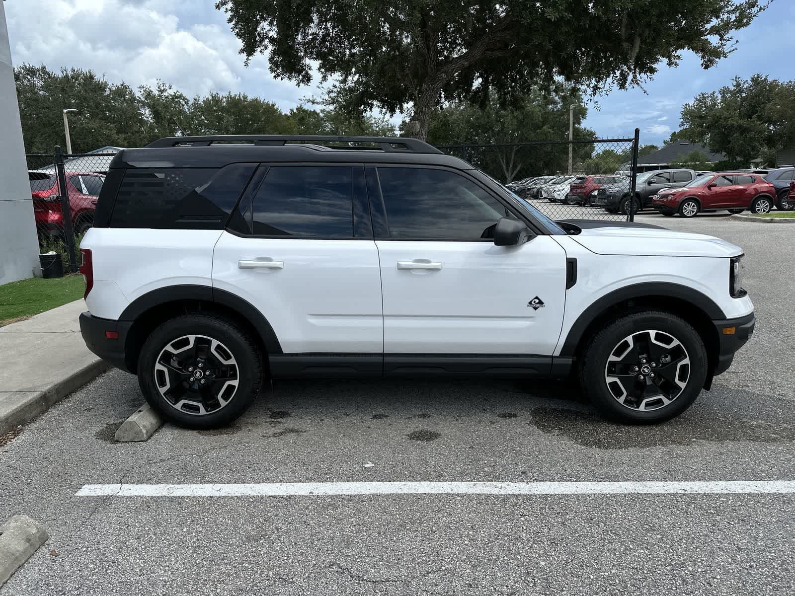 Used 2024 Ford Bronco Sport Outer Banks w/ Tech Package AWD/4WD image 10