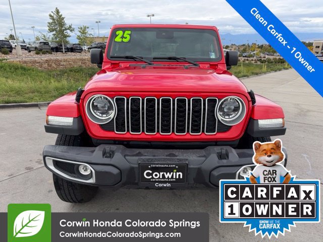 Used 2025 Jeep Wrangler Unlimited Sahara AWD/4WD image 2