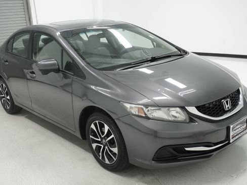 Used 2014 Honda Civic EX image 3