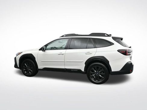 Used 2025 Subaru Outback Onyx Edition XT AWD/4WD image 6