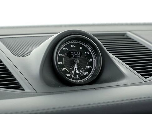 New 2026 Porsche Macan Turbo image 17