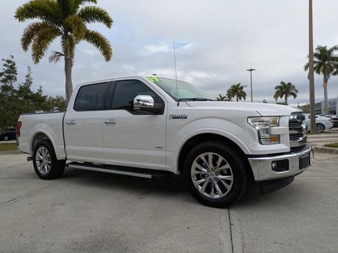 Used 2017 Ford F150 Lariat image 2