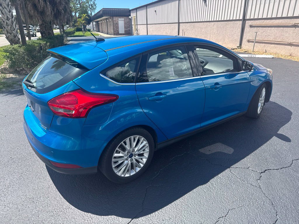 Used 2016 Ford Focus Titanium FWD image 4