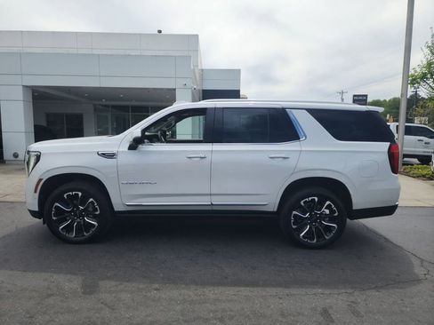 Certified 2025 GMC Yukon Denali w/ Denali Reserve Package AWD/4WD image 5